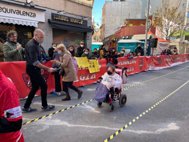 La Nadalenca omple de campions l’Avinguda Generalitat