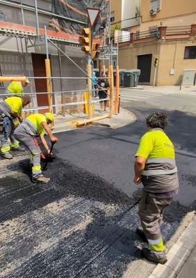 L’Ajuntament inicia una campanya d’asfaltat de 2,7 milions d’euros per renovar més de 52.000 metres quadrats de carrers